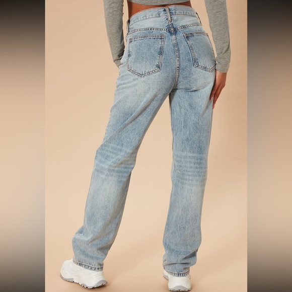 Fashion Nova Crossover Straight Leg Jeans - Light Blue Wash Size 1 - Picture 8 of 9